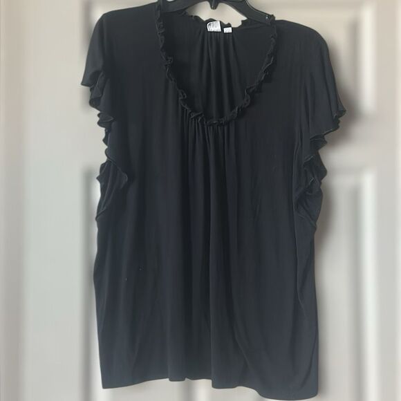 GAP Elegant Black Ruffle Flutter Sleeve Top! - Picture 2 of 10